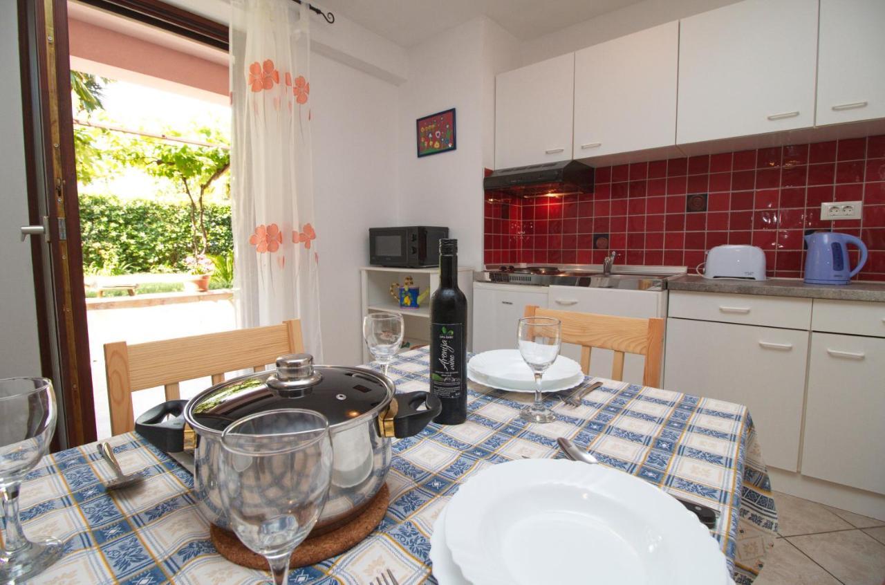 Apartment Lidija *